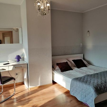 מאלבורק Apartament Wiosenna מראה חיצוני תמונה